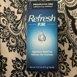 Refresh P.M. Lubricant Eye Ointment - Blue and White